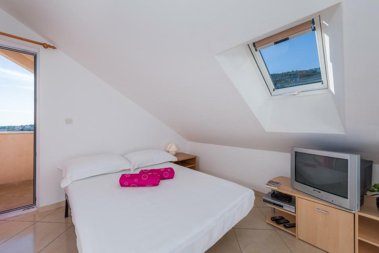 Apartments Villa Vallum โบล ภายนอก รูปภาพ