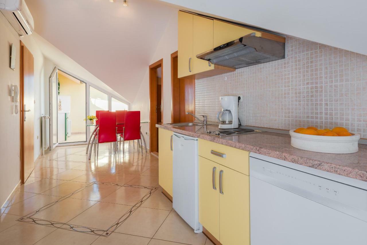 Apartments Villa Vallum โบล ภายนอก รูปภาพ