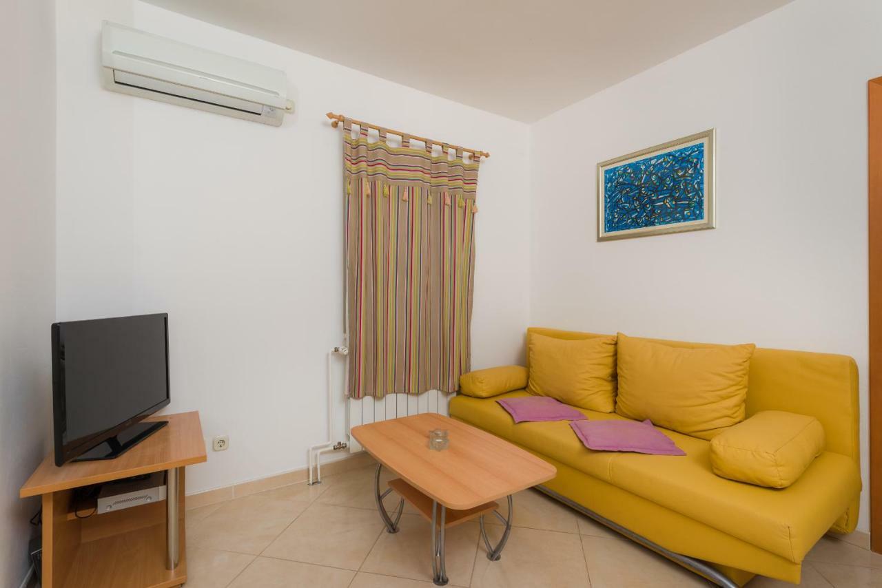 Apartments Villa Vallum โบล ภายนอก รูปภาพ
