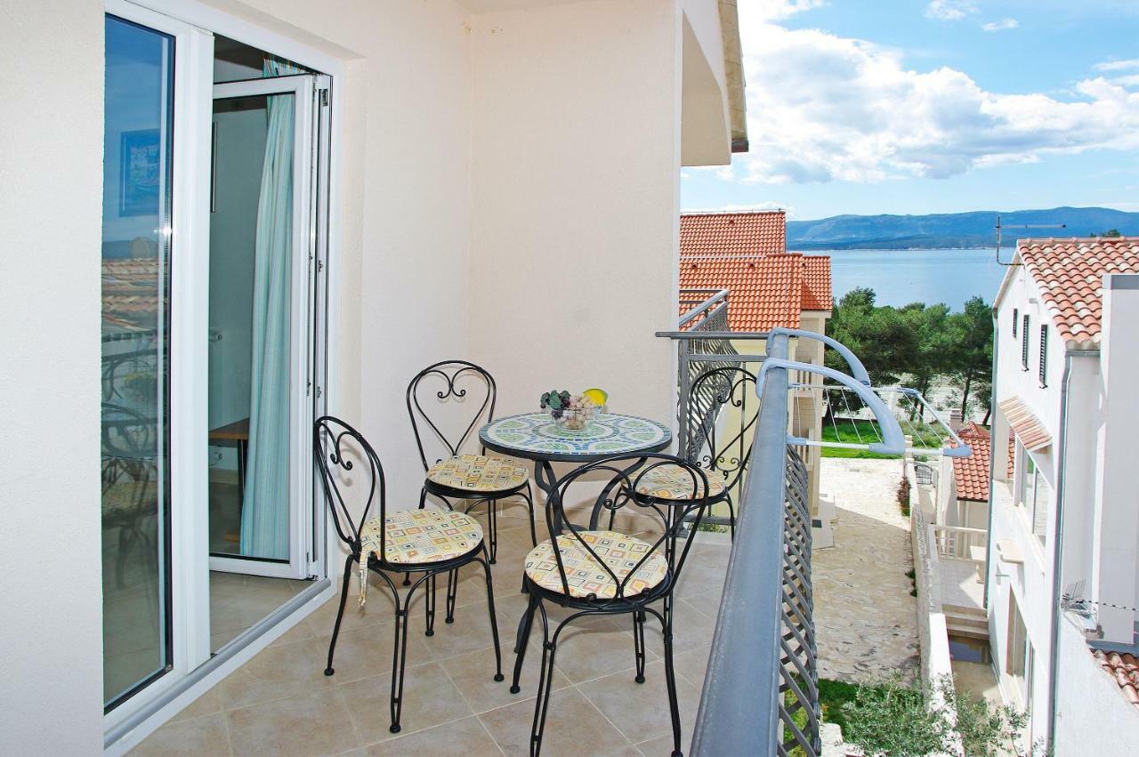 Apartments Villa Vallum โบล ภายนอก รูปภาพ