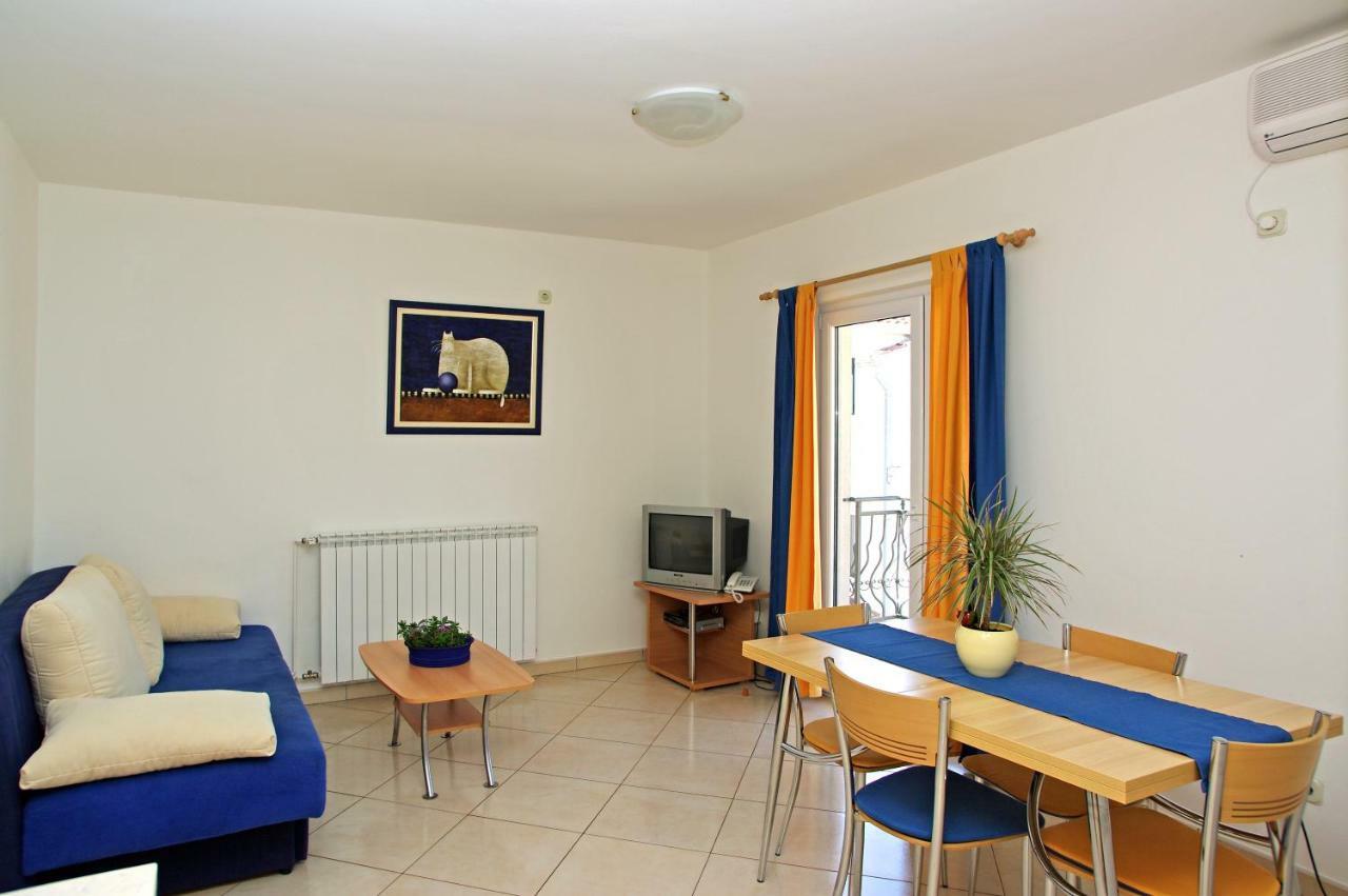 Apartments Villa Vallum โบล ภายนอก รูปภาพ