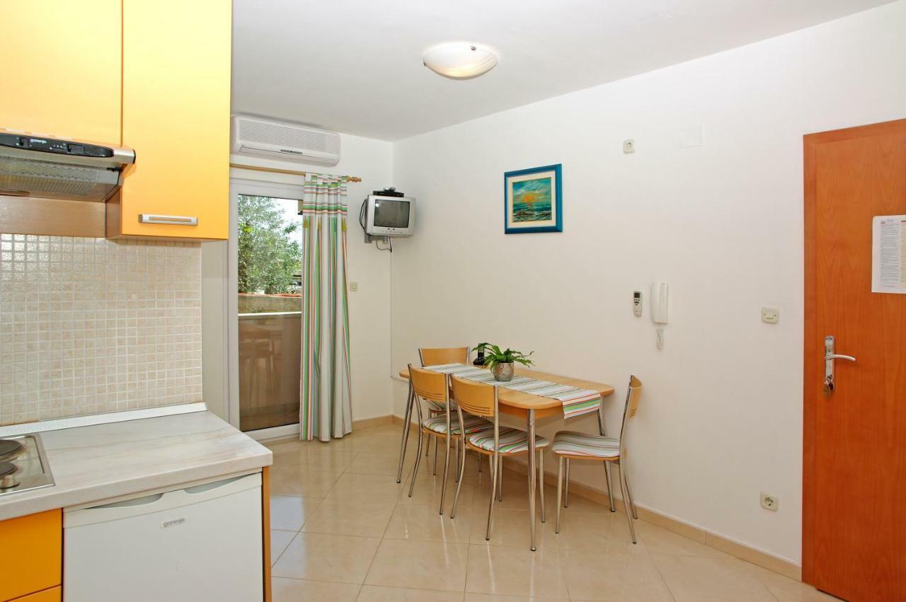 Apartments Villa Vallum โบล ภายนอก รูปภาพ